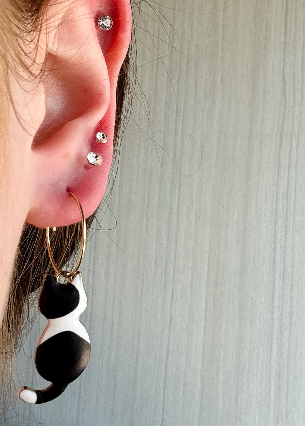 Gold Chic Cat Earrings