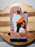 "If It Fits, I Sit" Calico Cat Oven Mitt